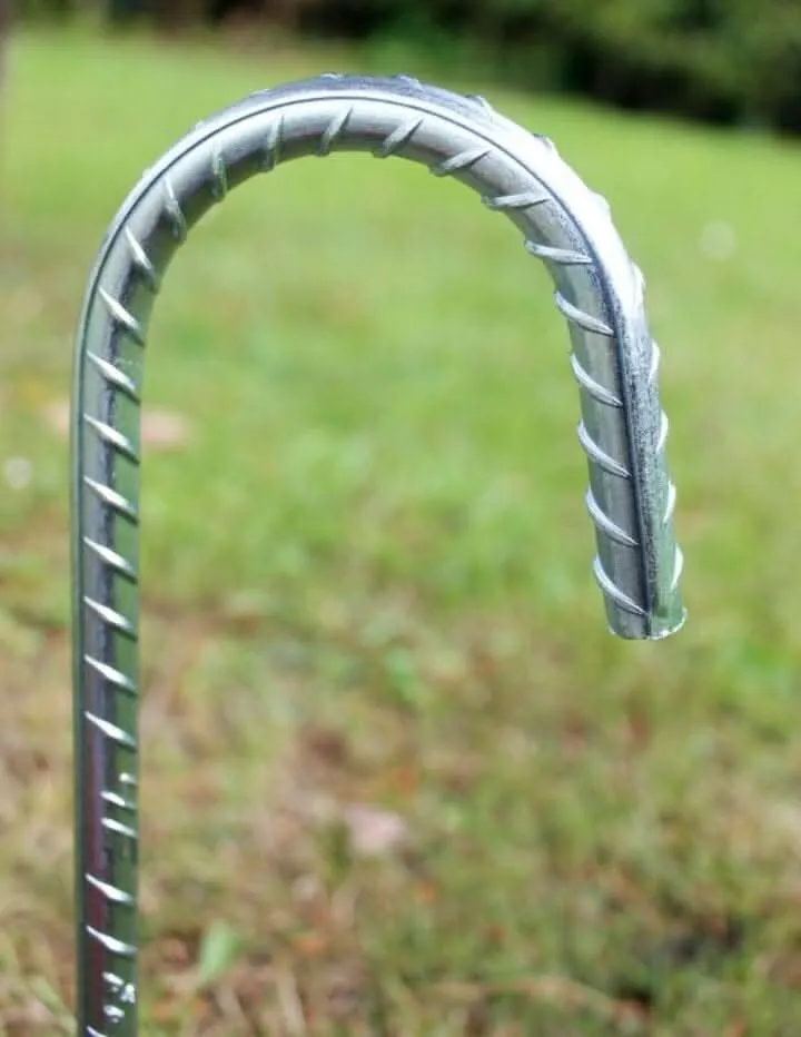 8pc Metal Giant Ground Stakes