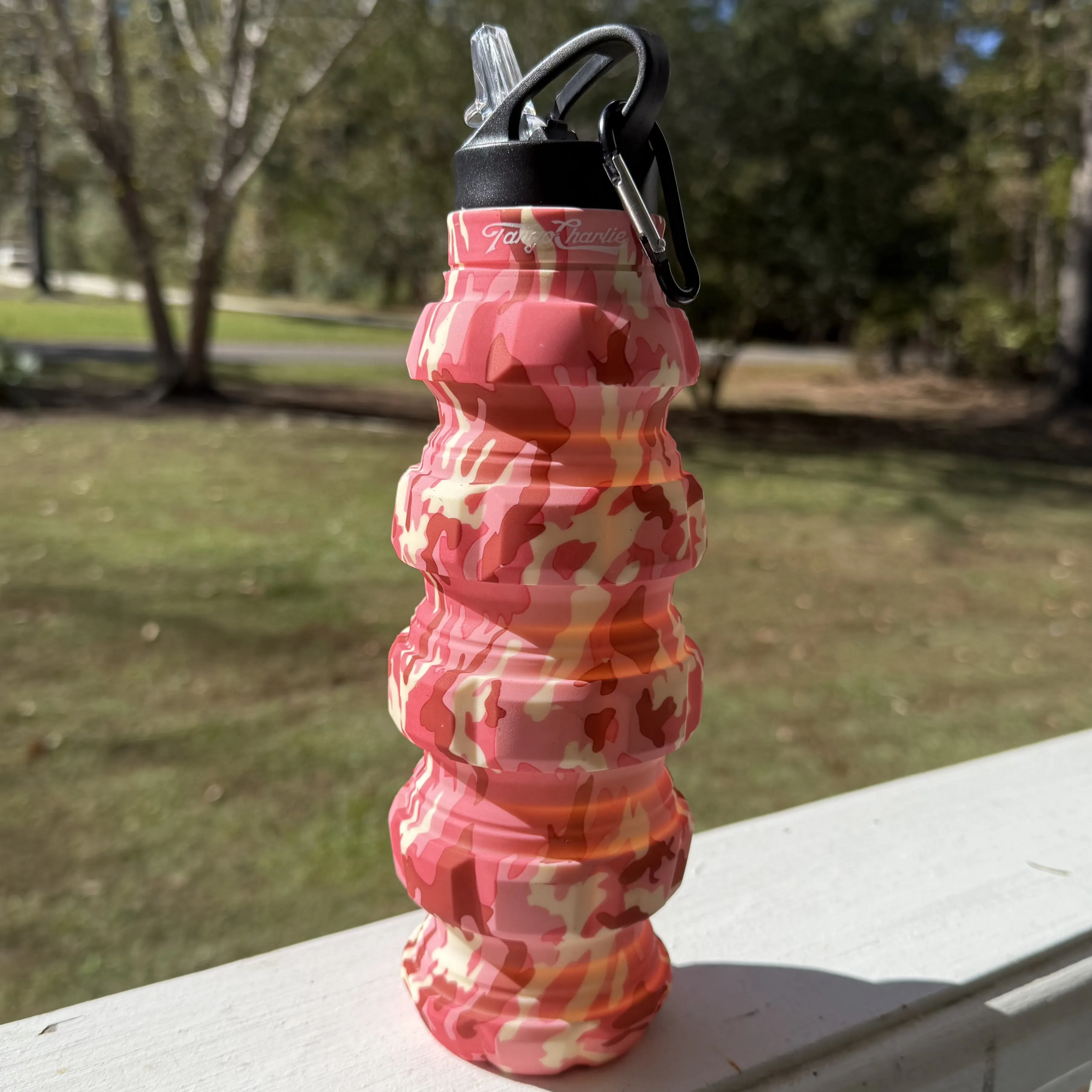 Humble   Hydrated 20oz Pink Camo Water Bottle