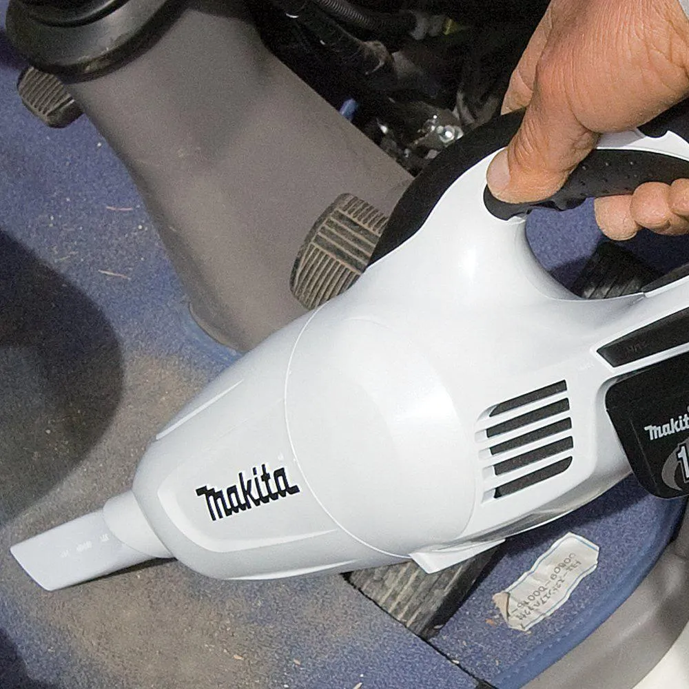 Makita XLC02ZW 18-Volt 18-3/4-Inch Strong Suction Compact Vacuum - Bare Tool