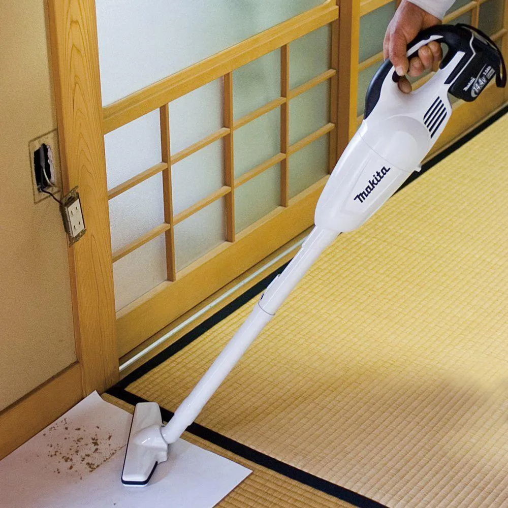 Makita XLC02ZW 18-Volt 18-3/4-Inch Strong Suction Compact Vacuum - Bare Tool