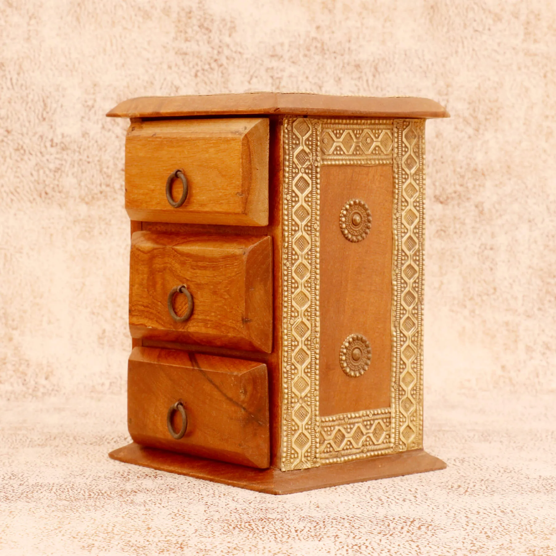 Rustic Chest of Drawers (Natural Tone)