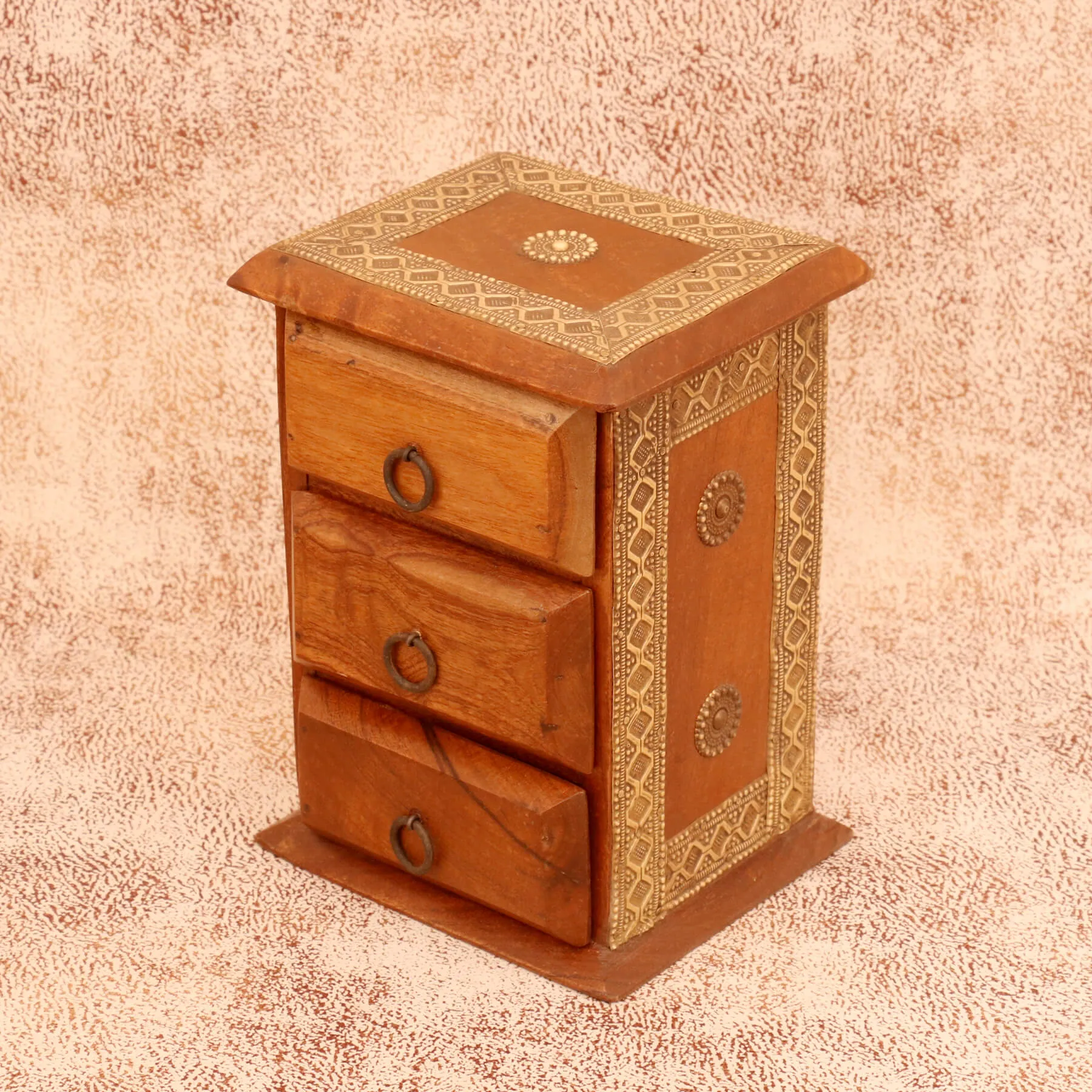 Rustic Chest of Drawers (Natural Tone)