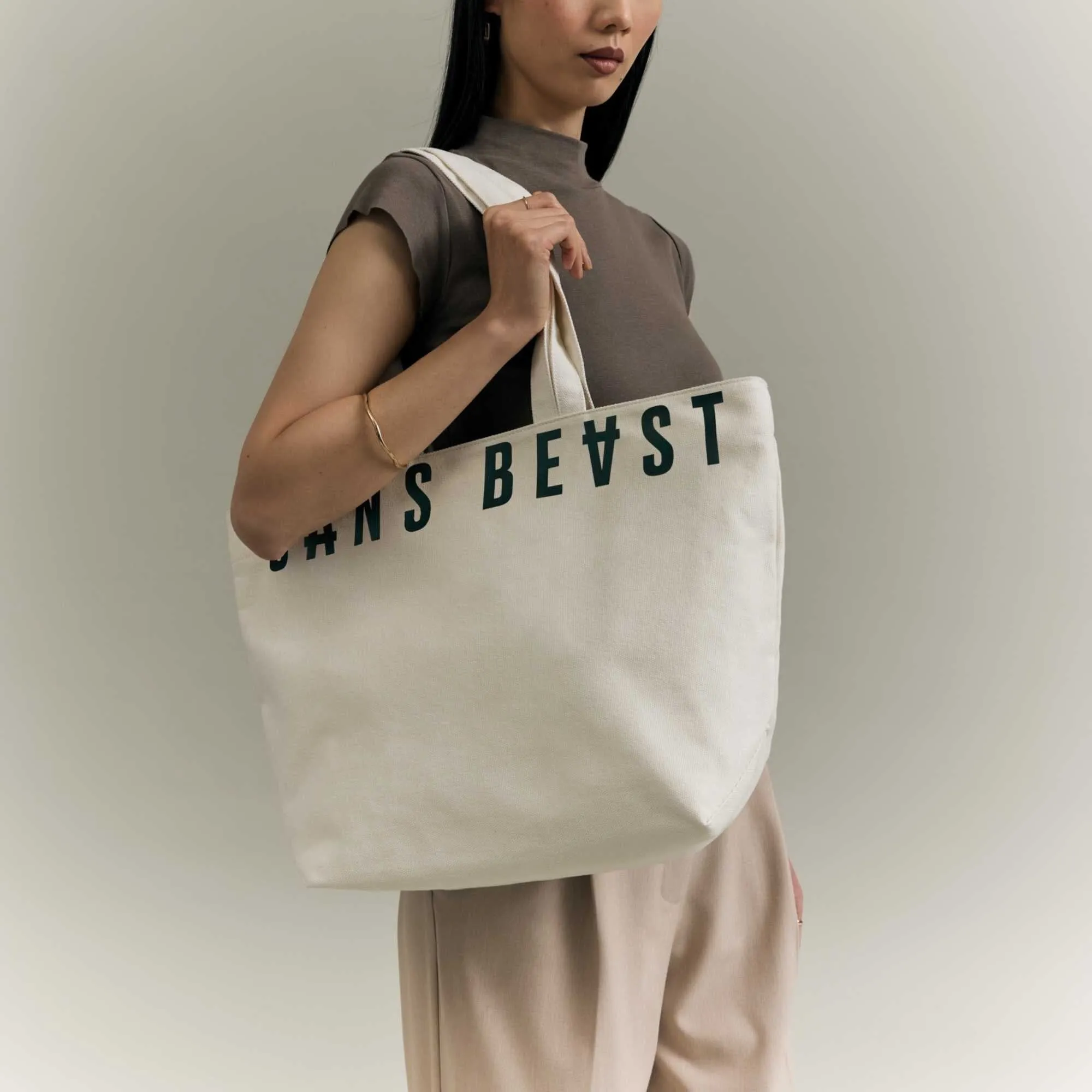 Zippy Overflow Tote - Vanilla
